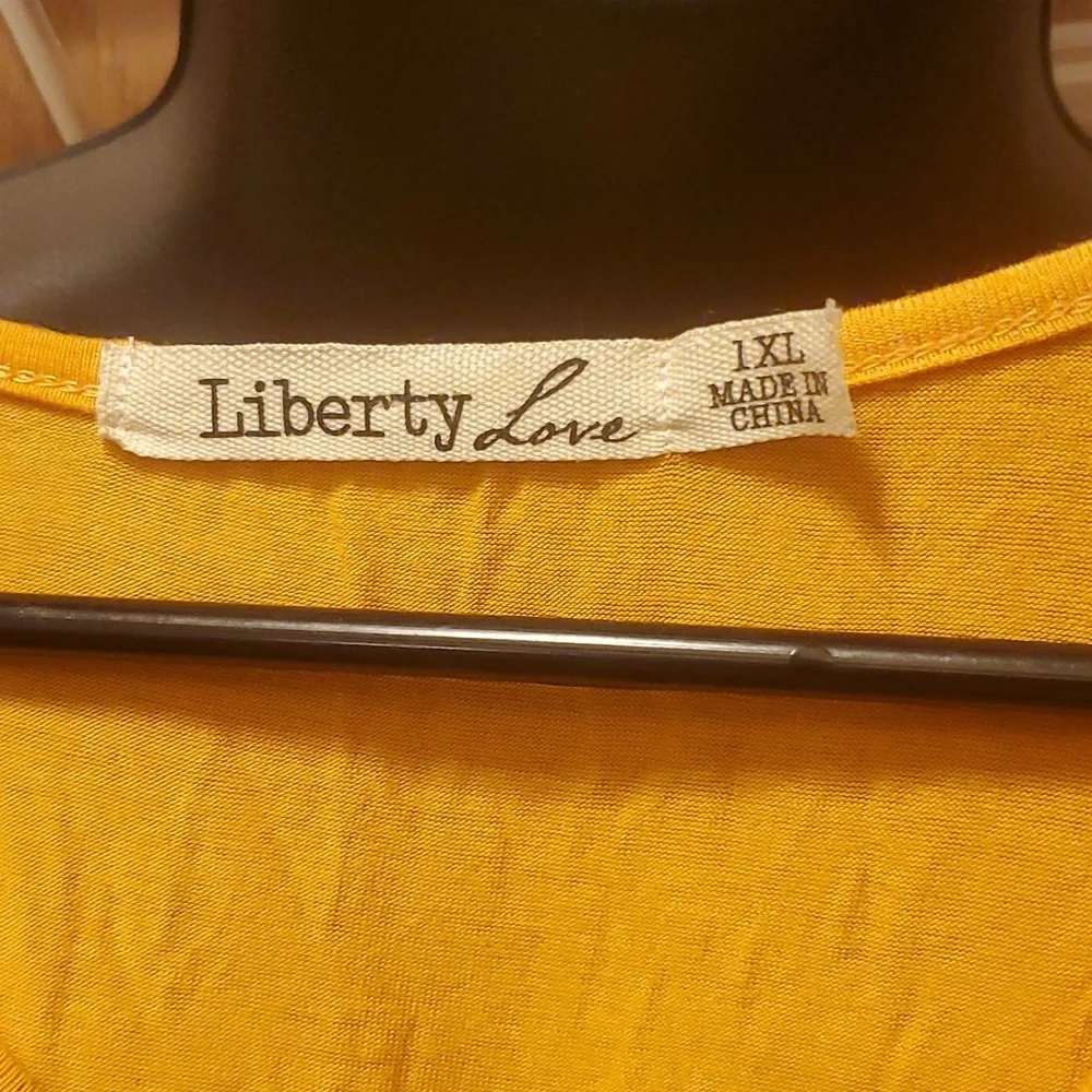 Liberty Love 1X Shirt - Picture 4 of 5